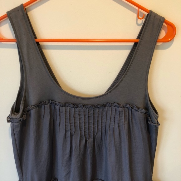 [BCBGMAXAZRIA] Gray-Ruffled Dress, Size 6 - Picture 5 of 7